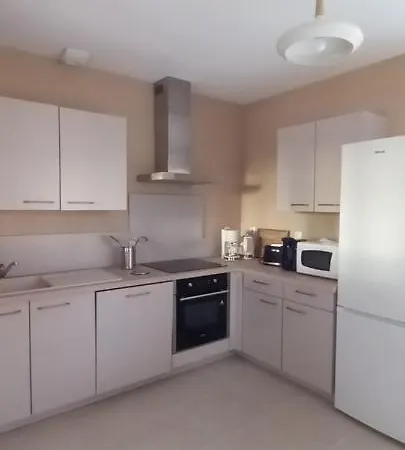 Des 2 Chenes Entre Avenue Verte, Lacs, Piscine Et Casino * Forges-les-Eaux