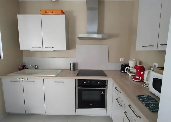 Logis Des 2 Chenes Holiday home Forges-les-Eaux