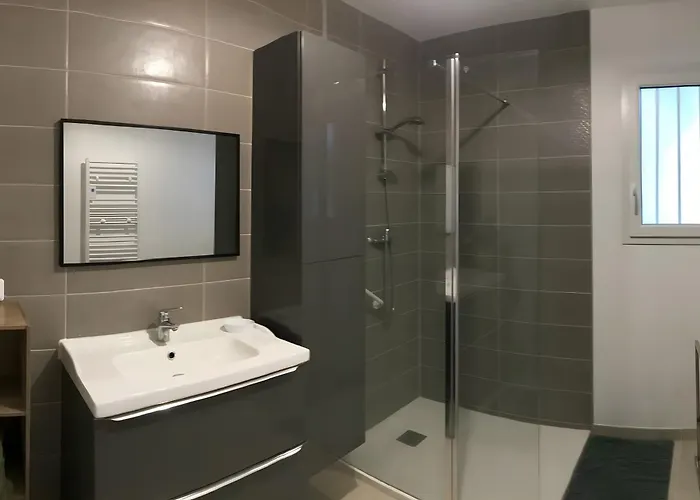 Logis Des 2 Chenes Holiday home Forges-les-Eaux