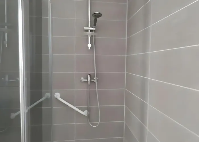 Logis Des 2 Chenes Holiday home Forges-les-Eaux